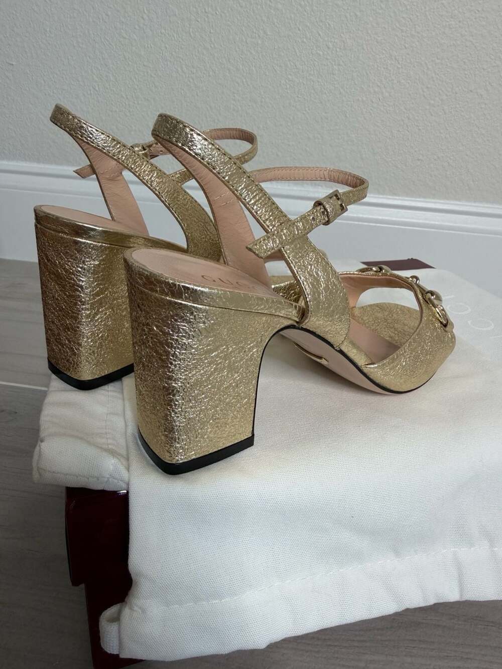 Gucci Galassia Horsebit Metallic Platino Block Heel Sandals - Picture 5 of 11